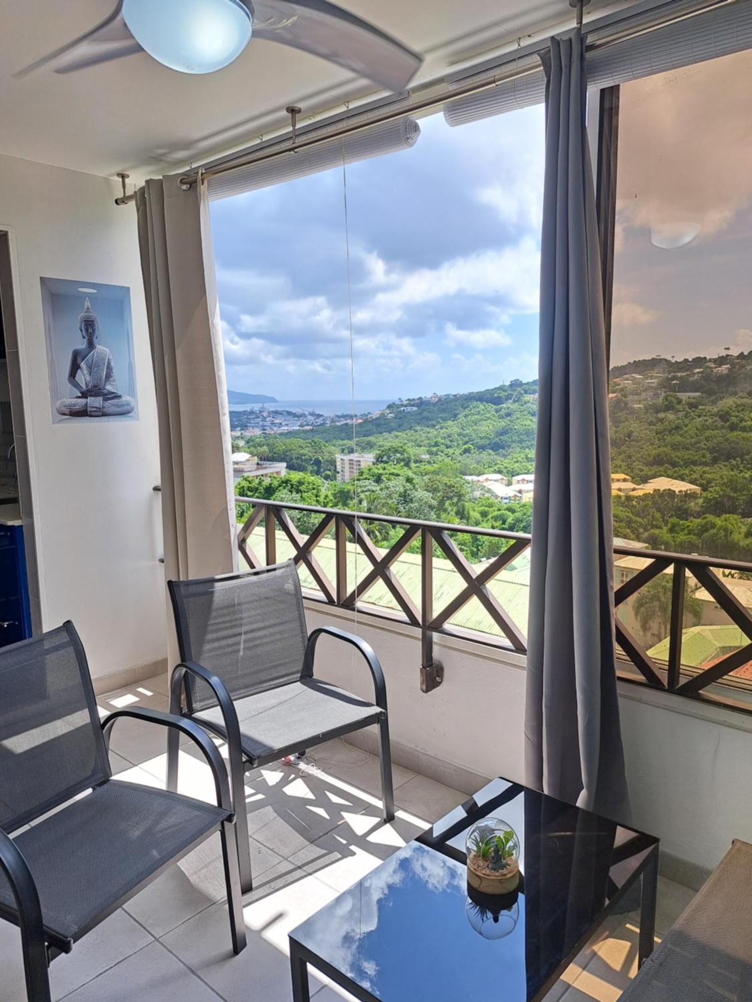 Super Appartement T3 Proche De Tout Sans Vis-A-Vis 포르드프랑스 외부 사진